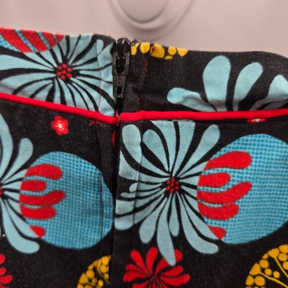 Retro Rockabilly Black Red Blue Flowers V-Neck Fit and Flare Dress Large - Picture 7 of 8